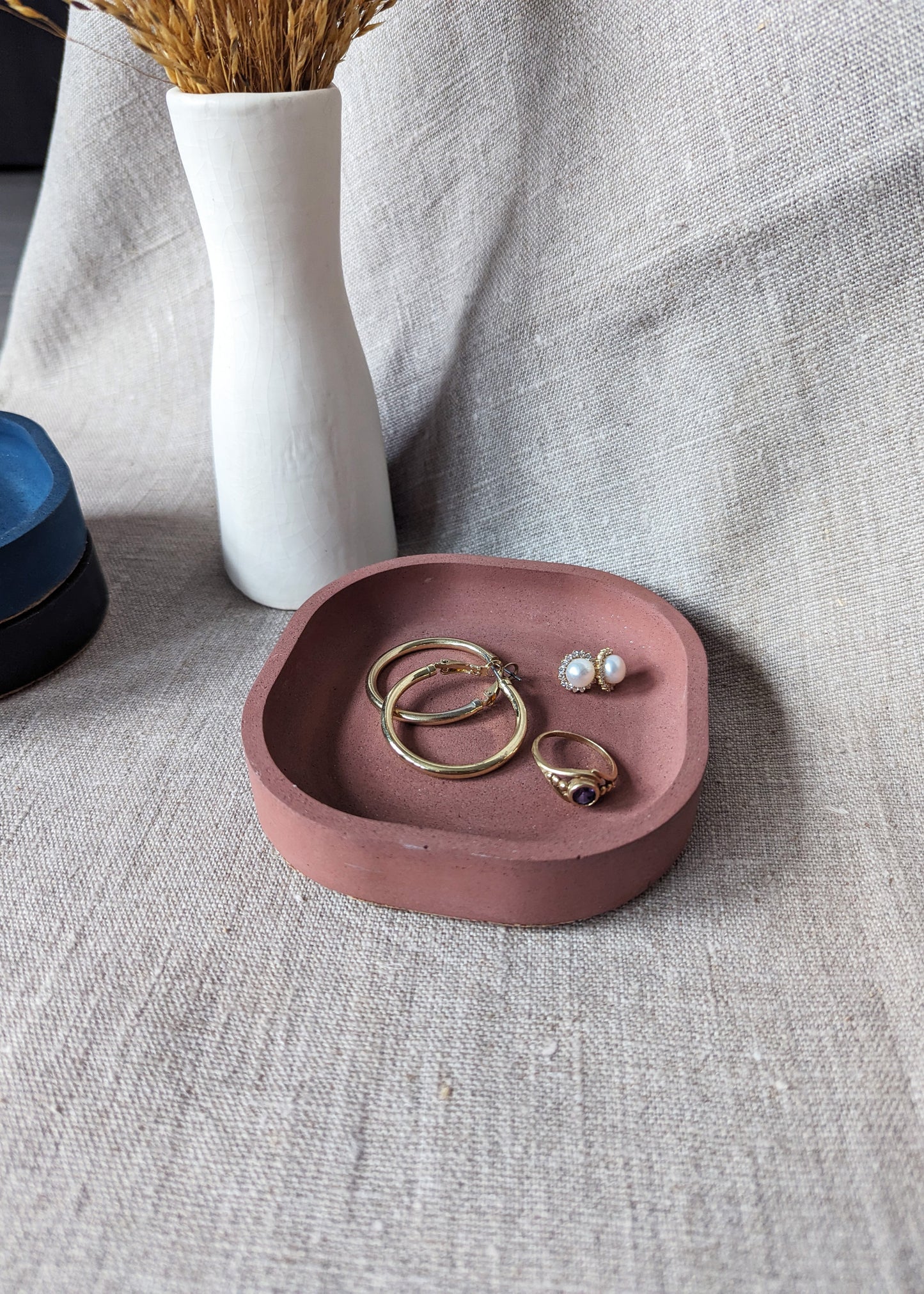 Square trinket tray - red ochre