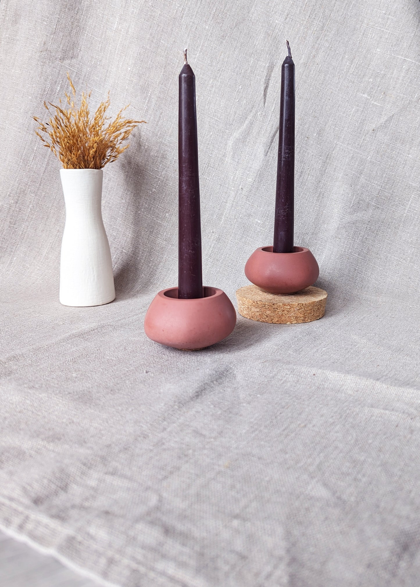 Votsalo 2 in 1 concrete candle holder - Red ochre (Size: small)