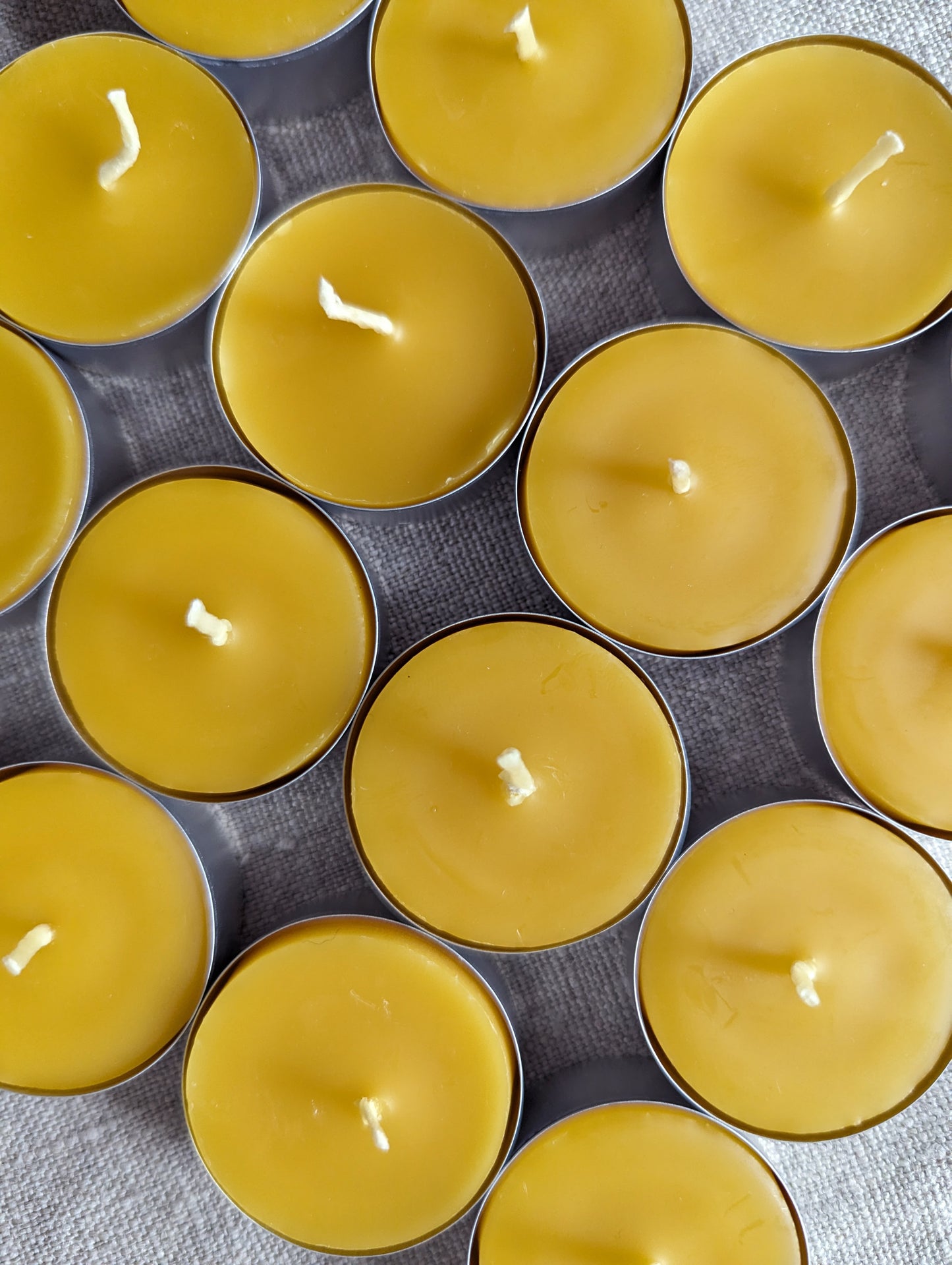 Beeswax tealight candle