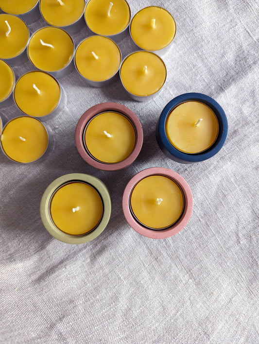 Beeswax tealight candle