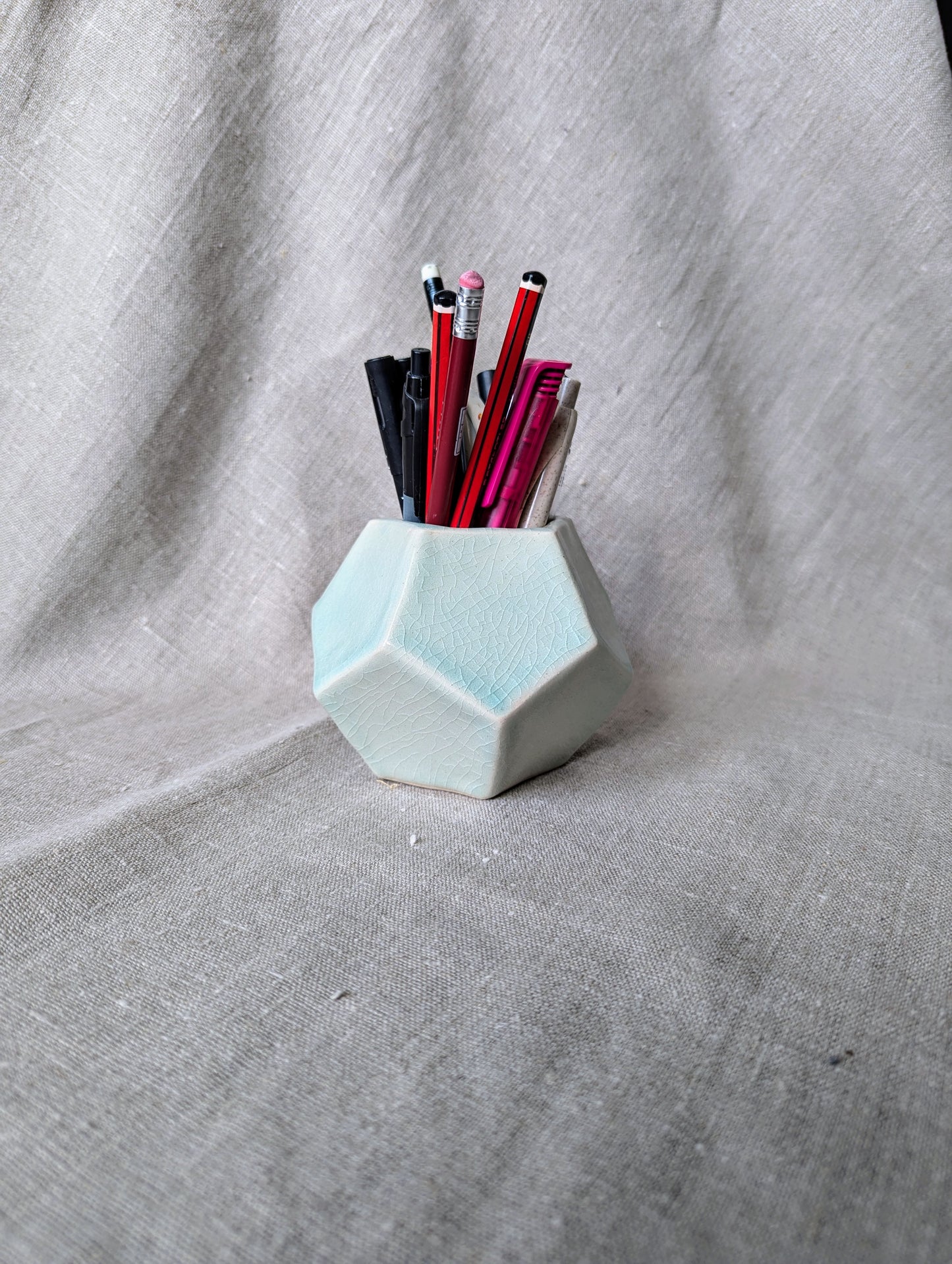 [Sample] Hexagon ceramic pen holder - vase