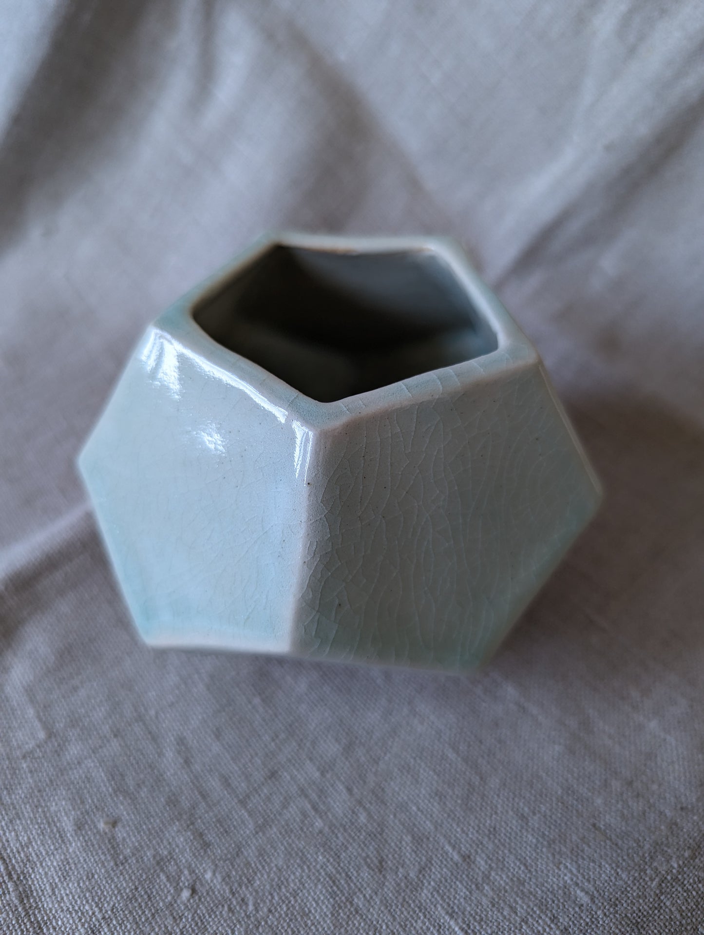 [Sample] Hexagon ceramic pen holder - vase