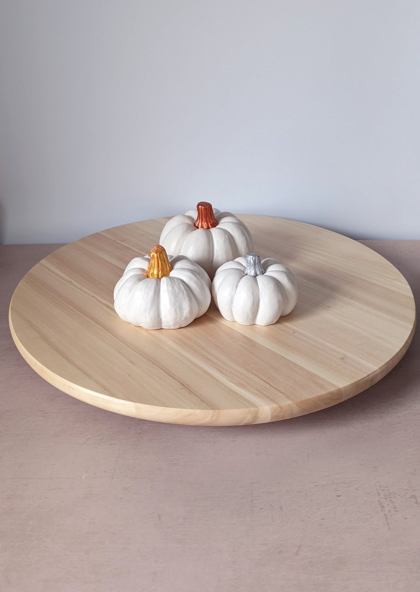 [End of line] Concrete ornamental pumpkins - white shimmer